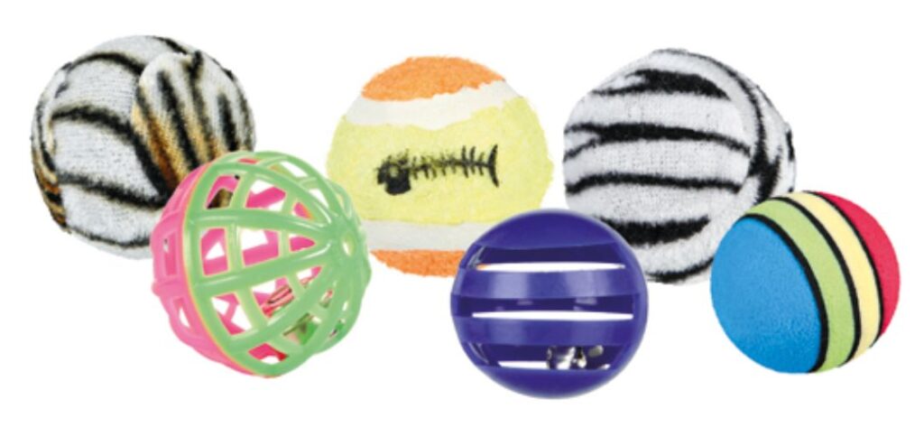Färgglada bollar med olika mönster för katt